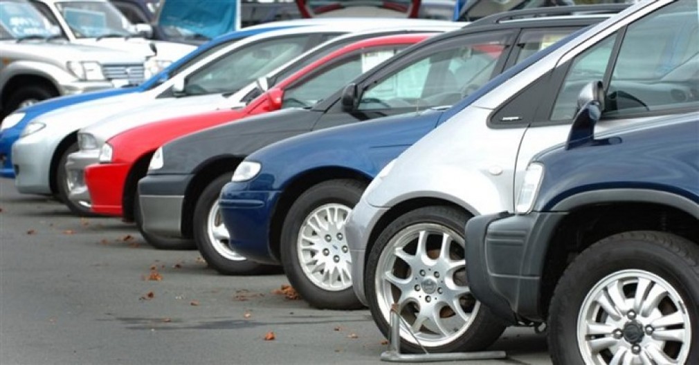 200 de percheziţii în Bucureşti în dosare de evaziune fiscală în domeniul comerţului intracomunitar cu autovehicule second-hand