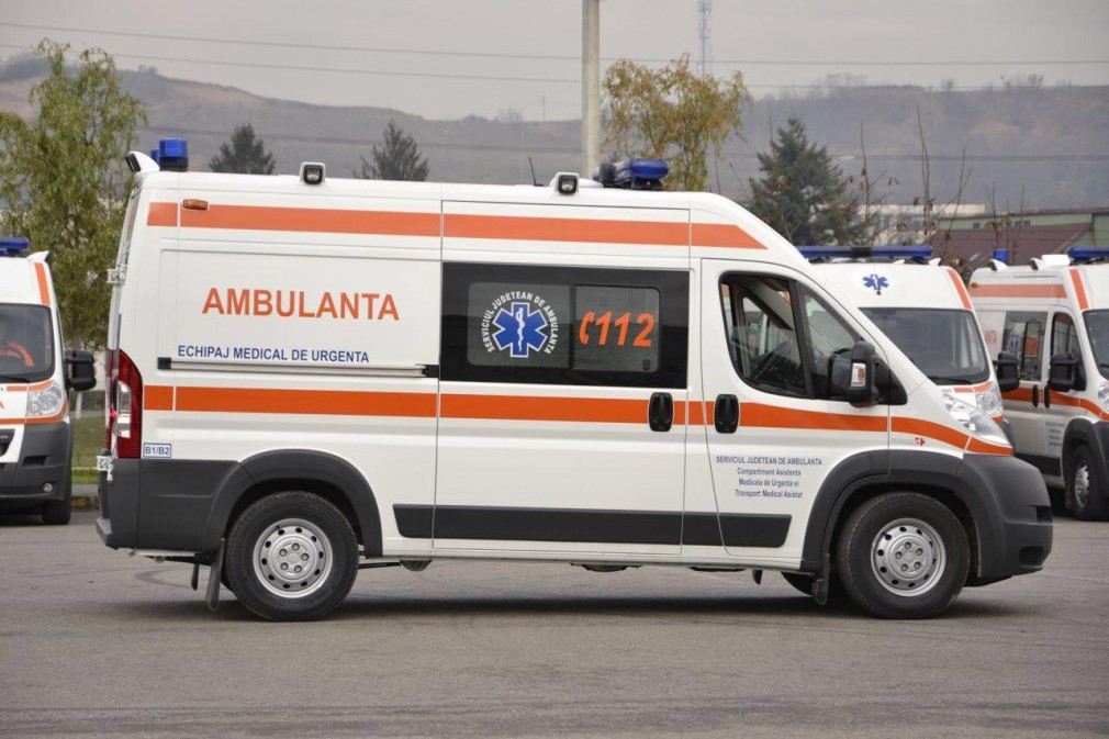 Accident între Bucureşti şi Urziceni - 14 persoane au fost rănite