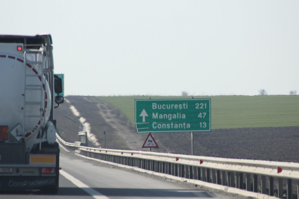 Circulaţie restricţionată pe A2 Bucureşti - Constanţa pentru reparații